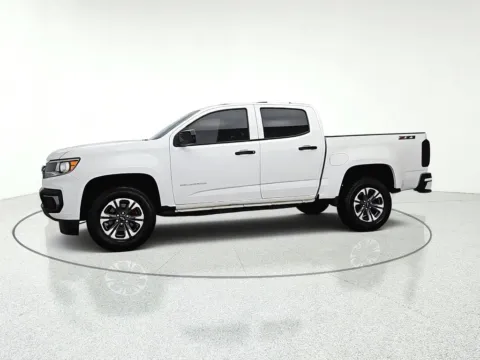 Another view of 2021 Chevrolet Colorado Z71 for sale in Gurnee, IL at CarWise Gurnee