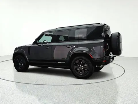 More photos of 2023 Land Rover Defender 110 X-Dynamic SE at CarWise Gurnee, IL