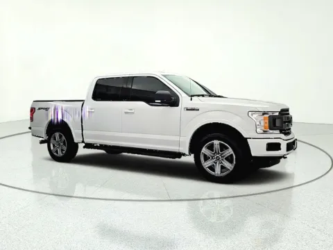 Photos of 2018 Ford F-150 XLT for sale in Gurnee, IL at CarWise Gurnee