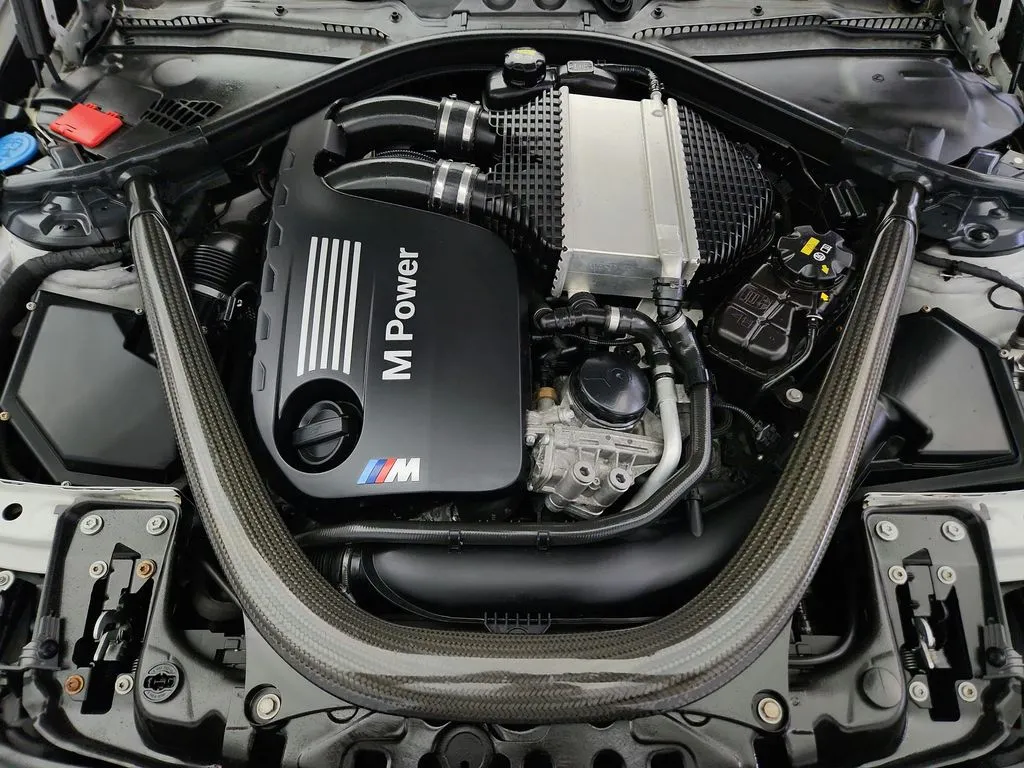 2019 BMW M2 Coupe Base - Photo 32