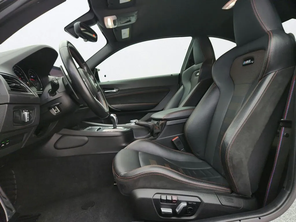 2019 BMW M2 Coupe Base - Photo 10