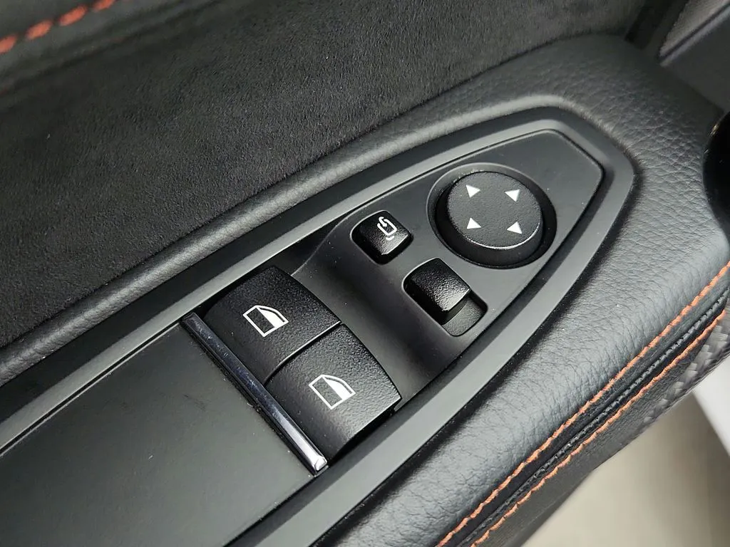 2019 BMW M2 Coupe Base - Photo 21
