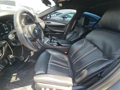 Another view of 2018 BMW 5 Series M550i xDrive for sale in Gurnee, IL at CarWise Gurnee