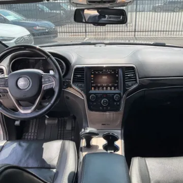 Another view of 2015 Jeep Grand Cherokee Overland for sale in Gurnee, IL at CarWise Gurnee