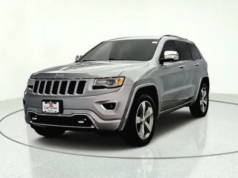 Photos of 2015 Jeep Grand Cherokee Overland for sale in Gurnee, IL at CarWise Gurnee