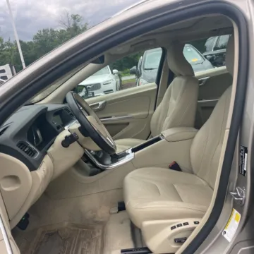 Another view of 2016 Volvo V60 T5 for sale in Gurnee, IL at CarWise Gurnee