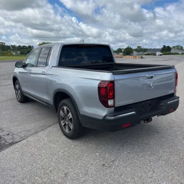 Photos of 2017 Honda Ridgeline RTL-T for sale in Gurnee, IL at CarWise Gurnee