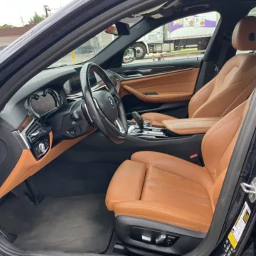 Another view of 2017 BMW 5 Series 530i xDrive for sale in Gurnee, IL at CarWise Gurnee