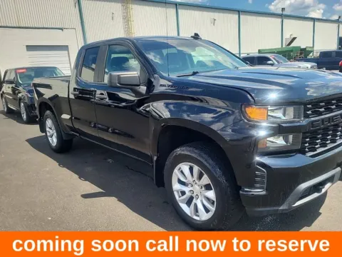 Black 2020 Chevrolet Silverado 1500 Custom for sale in Gurnee, IL
