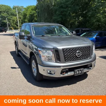 Gray 2019 Nissan Titan SV for sale in Gurnee, IL