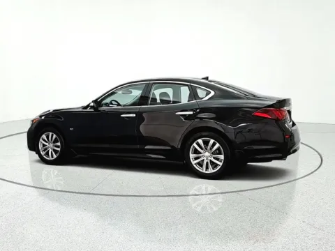 More photos of 2018 INFINITI Q70 3.7X at CarWise Gurnee, IL
