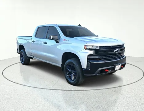 Another view of 2020 Chevrolet Silverado 1500 LT Trail Boss for sale in Gurnee, IL at CarWise Gurnee