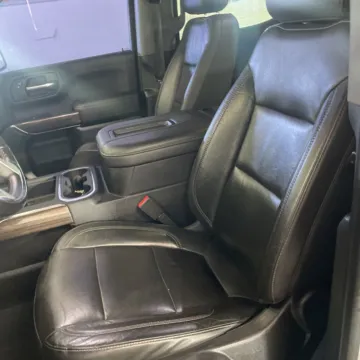 Another view of 2020 Chevrolet Silverado 1500 LT Trail Boss for sale in Gurnee, IL at CarWise Gurnee