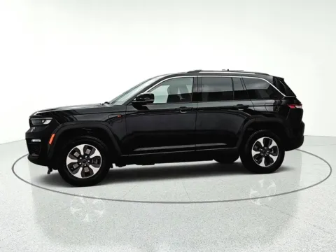Another view of 2023 Jeep Grand Cherokee 4xe for sale in Gurnee, IL at CarWise Gurnee