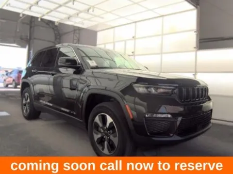 Black 2023 Jeep Grand Cherokee 4xe for sale in Gurnee, IL