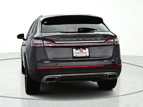 More photos of 2020 Lincoln Nautilus Reserve at CarWise Gurnee, IL