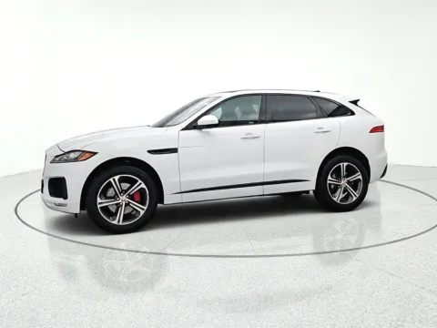 More photos of 2020 Jaguar F-PACE S at CarWise Gurnee, IL