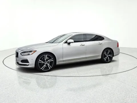 Another view of 2017 Volvo S90 T6 Momentum for sale in Gurnee, IL at CarWise Gurnee