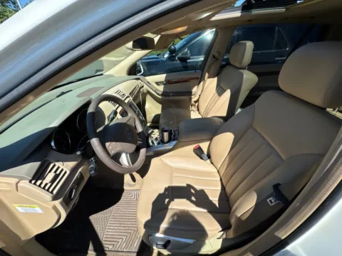 Another view of 2008 Mercedes-Benz R-Class R 350 for sale in Gurnee, IL at CarWise Gurnee