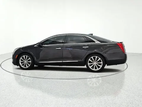 More photos of 2015 Cadillac XTS Luxury at CarWise Gurnee, IL