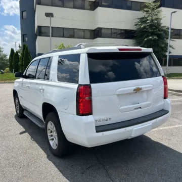 Photos of 2019 Chevrolet Tahoe LT for sale in Gurnee, IL at CarWise Gurnee
