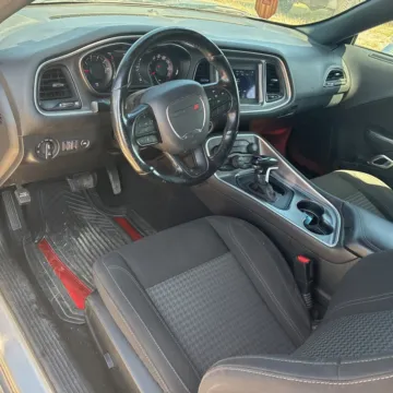 Another view of 2020 Dodge Challenger SXT for sale in Gurnee, IL at CarWise Gurnee