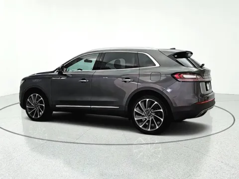 More photos of 2019 Lincoln Nautilus Reserve at CarWise Gurnee, IL