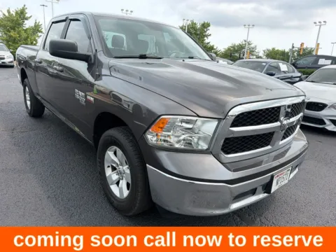 Unknown 2021 Ram 1500 Classic SLT for sale in Gurnee, IL