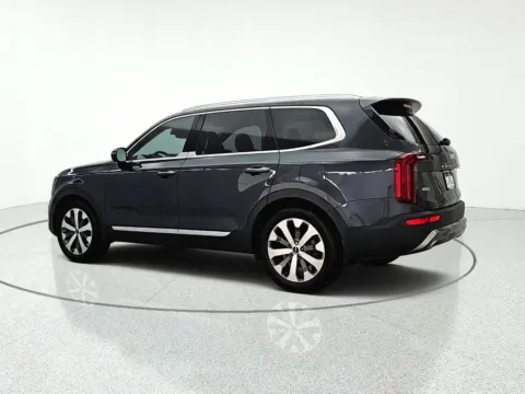 More photos of 2022 Kia Telluride SX at CarWise Gurnee, IL