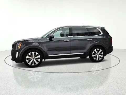 Another view of 2022 Kia Telluride SX for sale in Gurnee, IL at CarWise Gurnee
