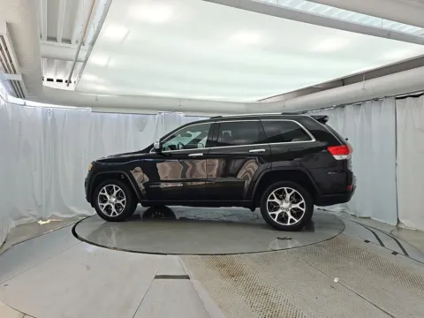More photos of 2019 Jeep Grand Cherokee Limited at CarWise Gurnee, IL