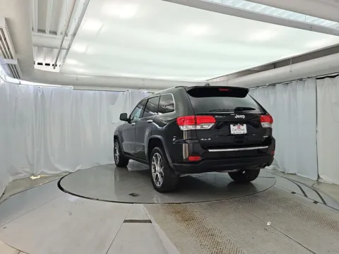 More photos of 2019 Jeep Grand Cherokee Limited at CarWise Gurnee, IL