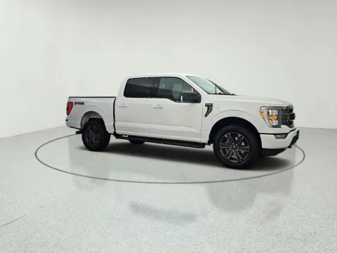 Photos of 2022 Ford F-150 XLT for sale in Gurnee, IL at CarWise Gurnee