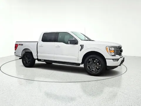 Photos of 2022 Ford F-150 XLT for sale in Gurnee, IL at CarWise Gurnee