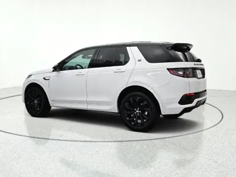 More photos of 2020 Land Rover Discovery Sport HSE at CarWise Gurnee, IL