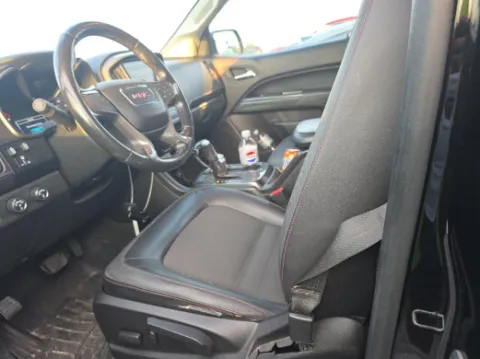 Another view of 2017 GMC Canyon SLE1 for sale in Gurnee, IL at CarWise Gurnee