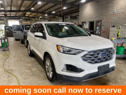 White 2021 Ford Edge Titanium for sale in Gurnee, IL