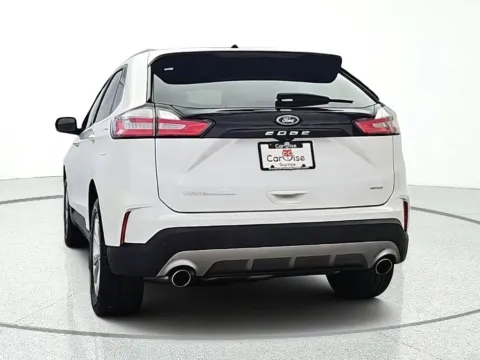 More photos of 2021 Ford Edge Titanium at CarWise Gurnee, IL