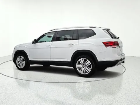 More photos of 2019 Volkswagen Atlas SEL at CarWise Gurnee, IL