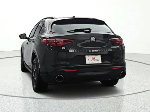 More photos of 2018 Alfa Romeo Stelvio at CarWise Gurnee, IL
