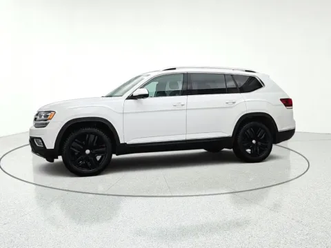 Another view of 2019 Volkswagen Atlas SEL Premium for sale in Gurnee, IL at CarWise Gurnee