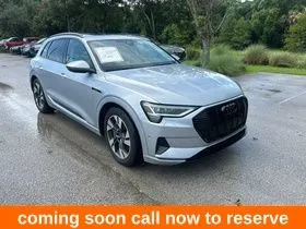 Silver 2022 Audi e-tron Premium for sale in Gurnee, IL