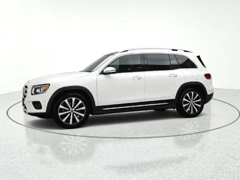 Another view of 2020 Mercedes-Benz GLB 250 for sale in Gurnee, IL at CarWise Gurnee