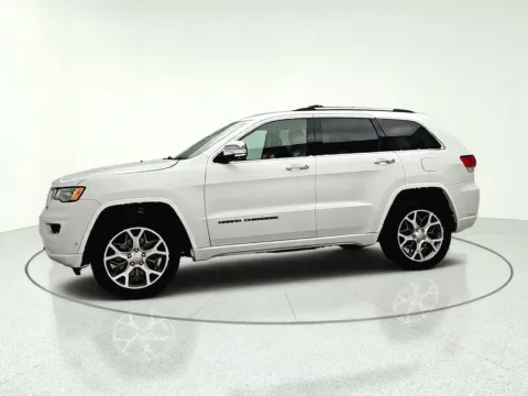 Another view of 2021 Jeep Grand Cherokee Overland for sale in Gurnee, IL at CarWise Gurnee