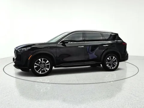 Another view of 2022 INFINITI QX60 LUXE for sale in Gurnee, IL at CarWise Gurnee