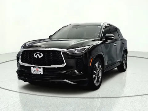 Photos of 2022 INFINITI QX60 LUXE for sale in Gurnee, IL at CarWise Gurnee