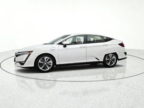 More photos of 2018 Honda Clarity Plug-In Hybrid at CarWise Gurnee, IL