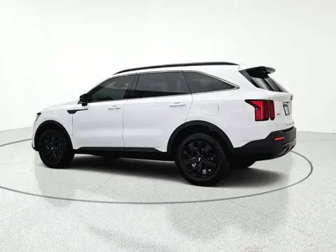More photos of 2021 Kia Sorento S at CarWise Gurnee, IL