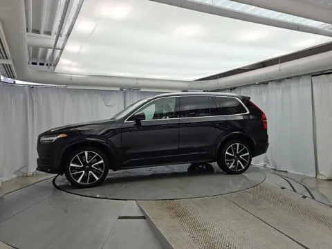 Another view of 2020 Volvo XC90 T6 Momentum for sale in Gurnee, IL at CarWise Gurnee