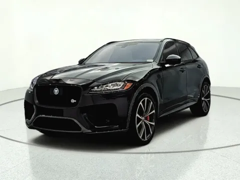 Photos of 2020 Jaguar F-PACE SVR for sale in Gurnee, IL at CarWise Gurnee